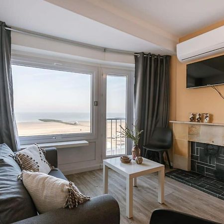 Huswell - Enjoyable Apartment With Sea View 데한 외부 사진