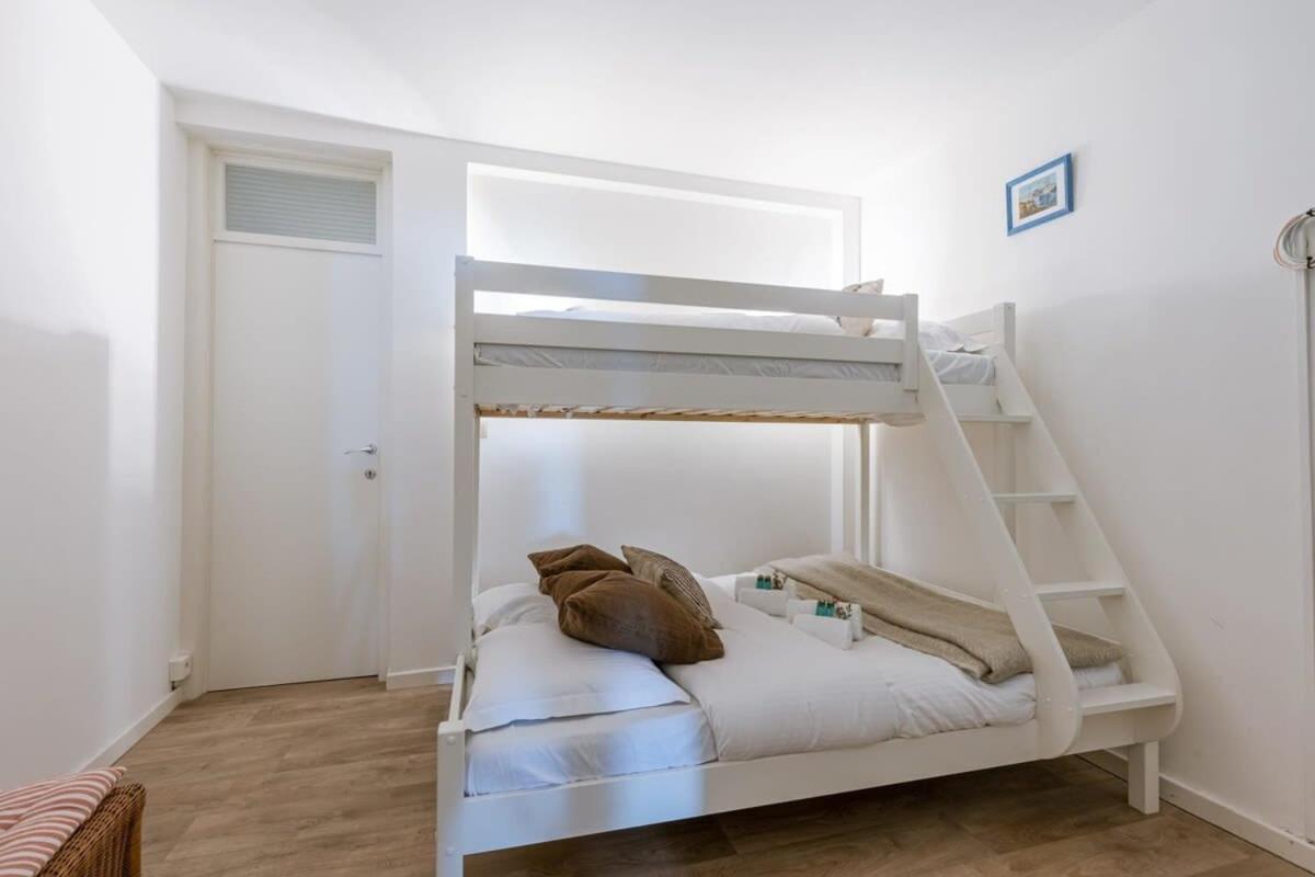 Huswell - Enjoyable Apartment With Sea View 데한 외부 사진